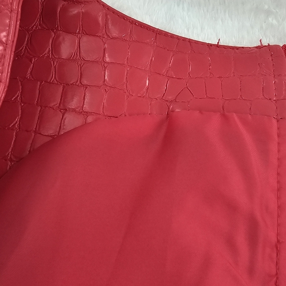 7 For All Mankind Croc Embossed Faux Leather Sleeveless Cropped Top Womens Large - Picture 9 of 16